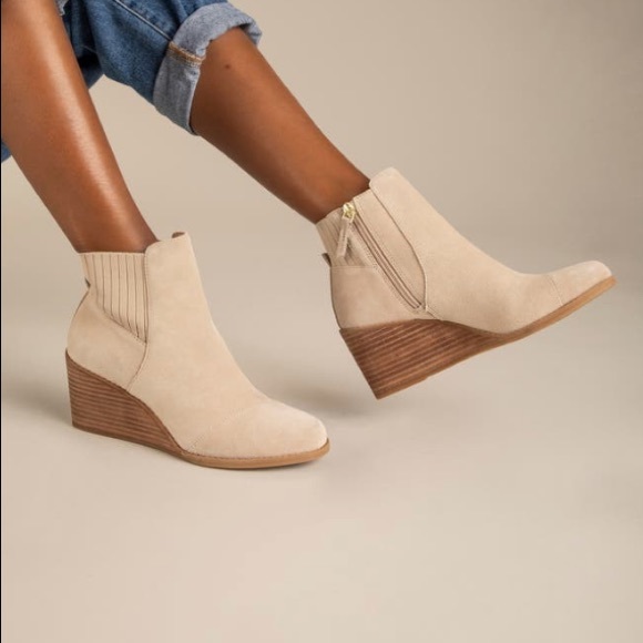 TOMS Suede Wedge Bootie - Picture 2 of 11